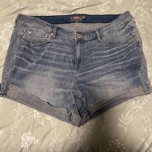 Torrid 3in Jean Short